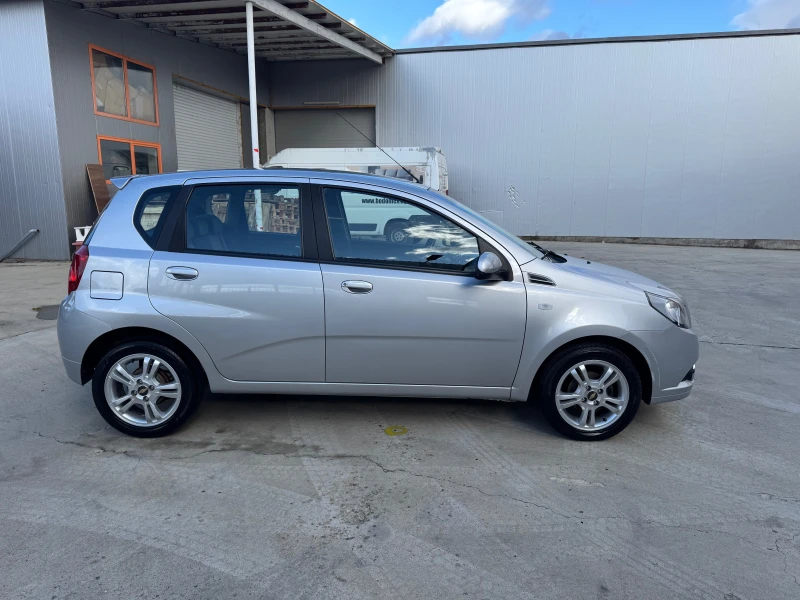 Chevrolet Aveo AUTOMATIC, снимка 3 - Автомобили и джипове - 52019938