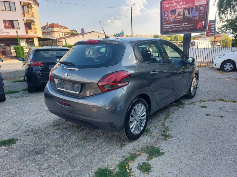 Peugeot 208 1.2i* EURO6D* 109000km.* 36м. х 430лв.* , снимка 4 - Автомобили и джипове - 52212203