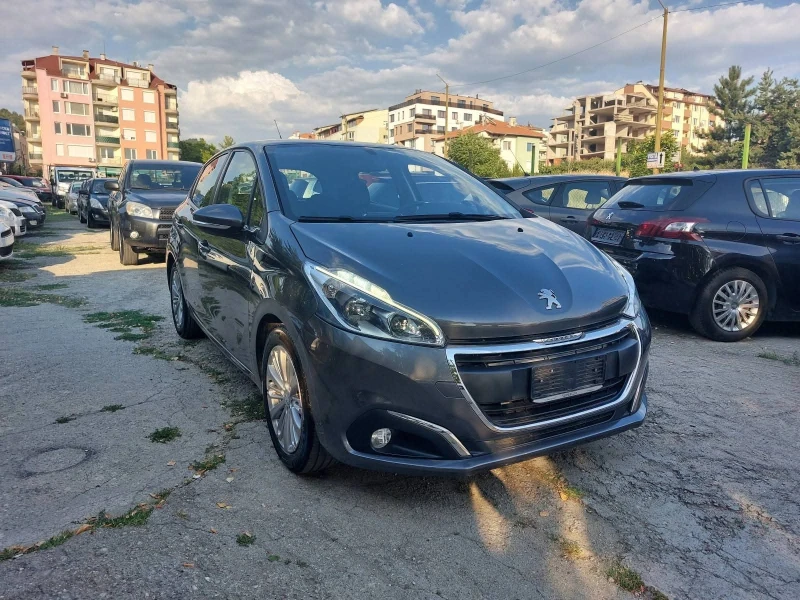 Peugeot 208 1.2i* EURO6D* 109000km.* 36м. х 430лв.* , снимка 6 - Автомобили и джипове - 52212203