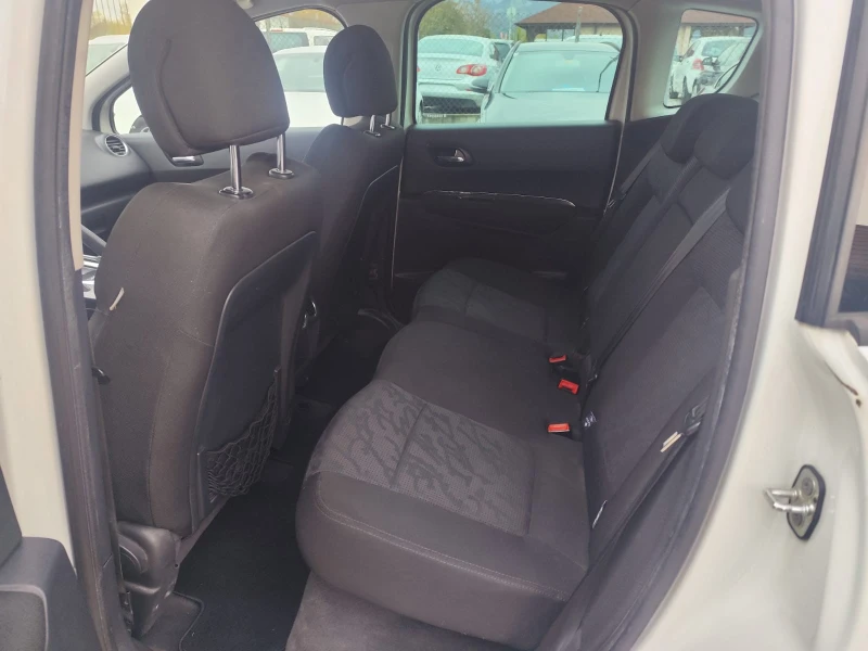 Peugeot 3008 1.6HDI БЯЛА ПЕРЛА, снимка 16 - Автомобили и джипове - 52387060