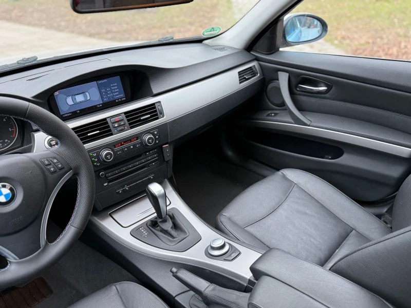 BMW 330 231кс/ЗАДНО/Автомат, снимка 13 - Автомобили и джипове - 52991354
