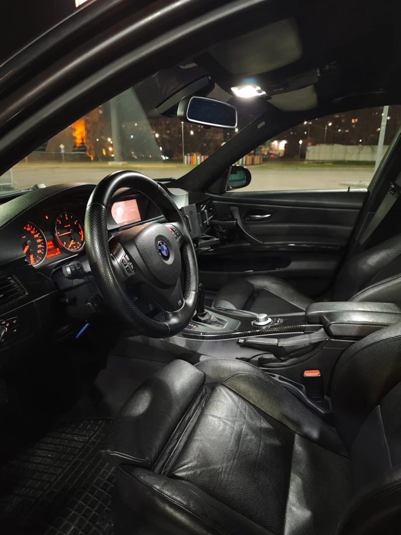 BMW 320, снимка 10 - Автомобили и джипове - 53194848