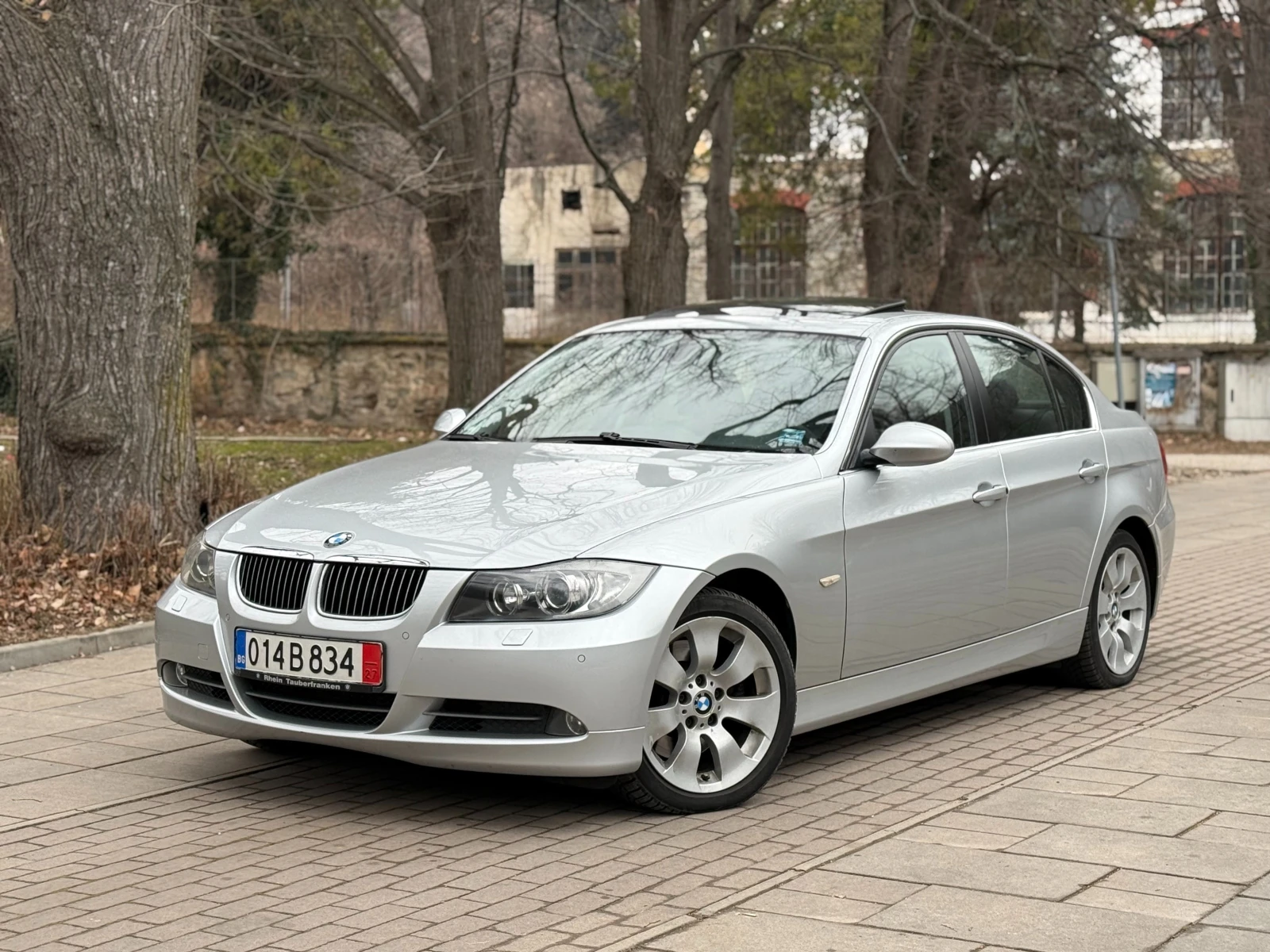 BMW 330 231кс/ЗАДНО/Автомат, снимка 1