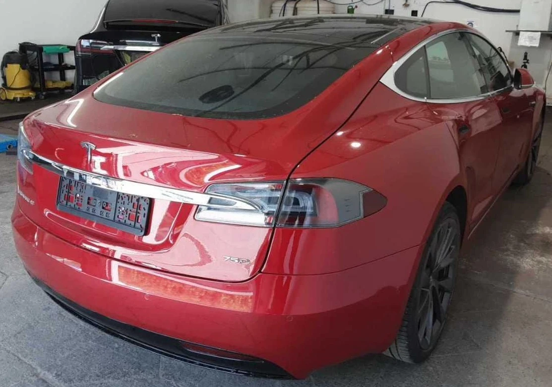 Tesla Model S 75D 525к.с. / Гаранция до 02.2027г. - изображение 3