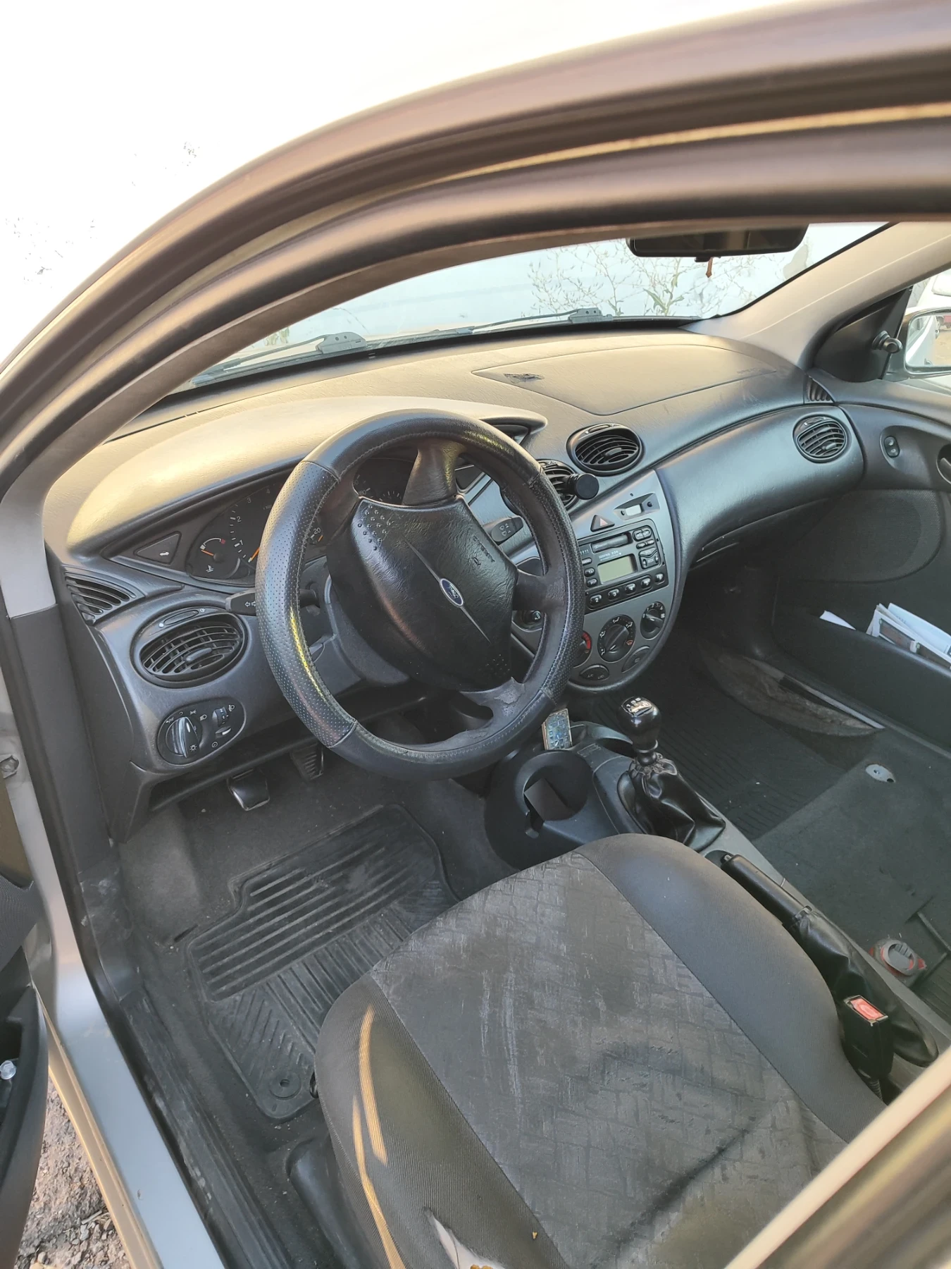 Ford Focus 1.9 TDDI - изображение 4