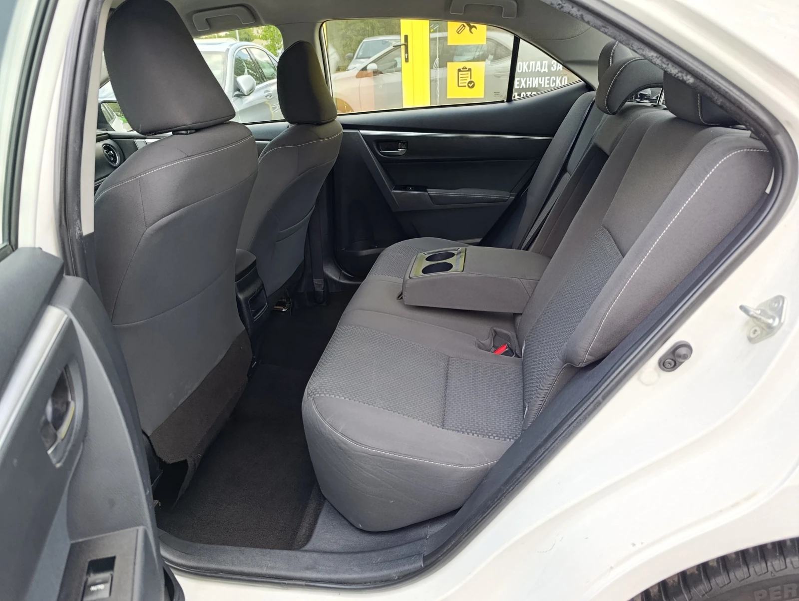 Toyota Corolla 1.6VVT-I LUNA - изображение 7