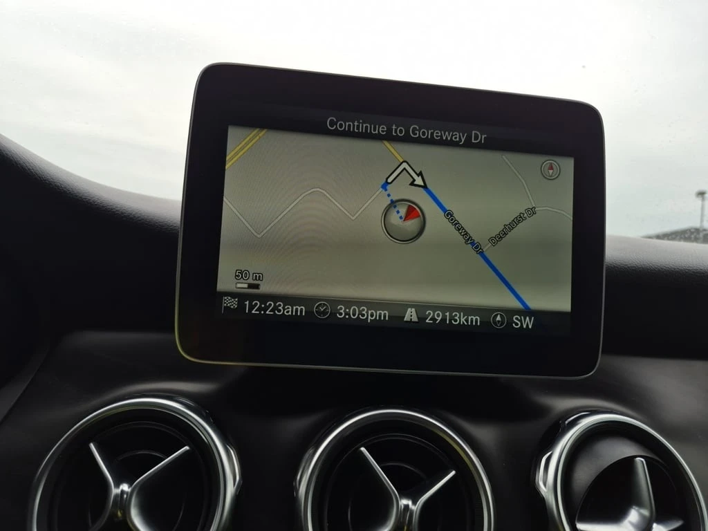 Mercedes-Benz CL  - изображение 10