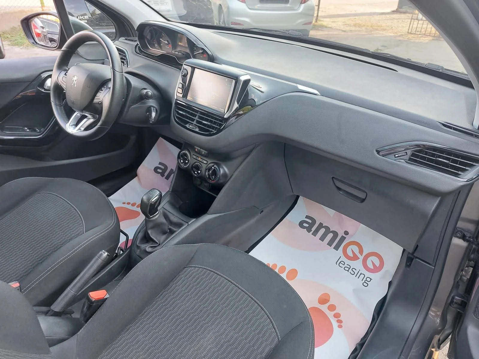 Peugeot 208 1.2i* EURO6D* 109000km.* 36м. х 430лв.*  | Mobile.bg — изображение 14