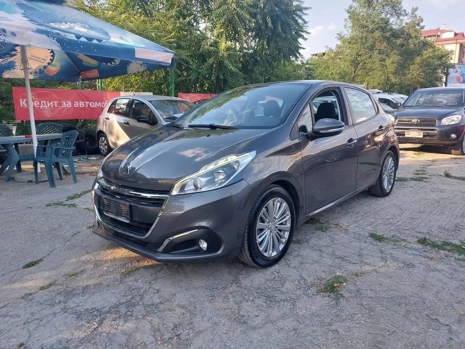 Peugeot 208 1.2i* EURO6D* 109000km.* 36м. х 430лв.*  | Mobile.bg — изображение 2