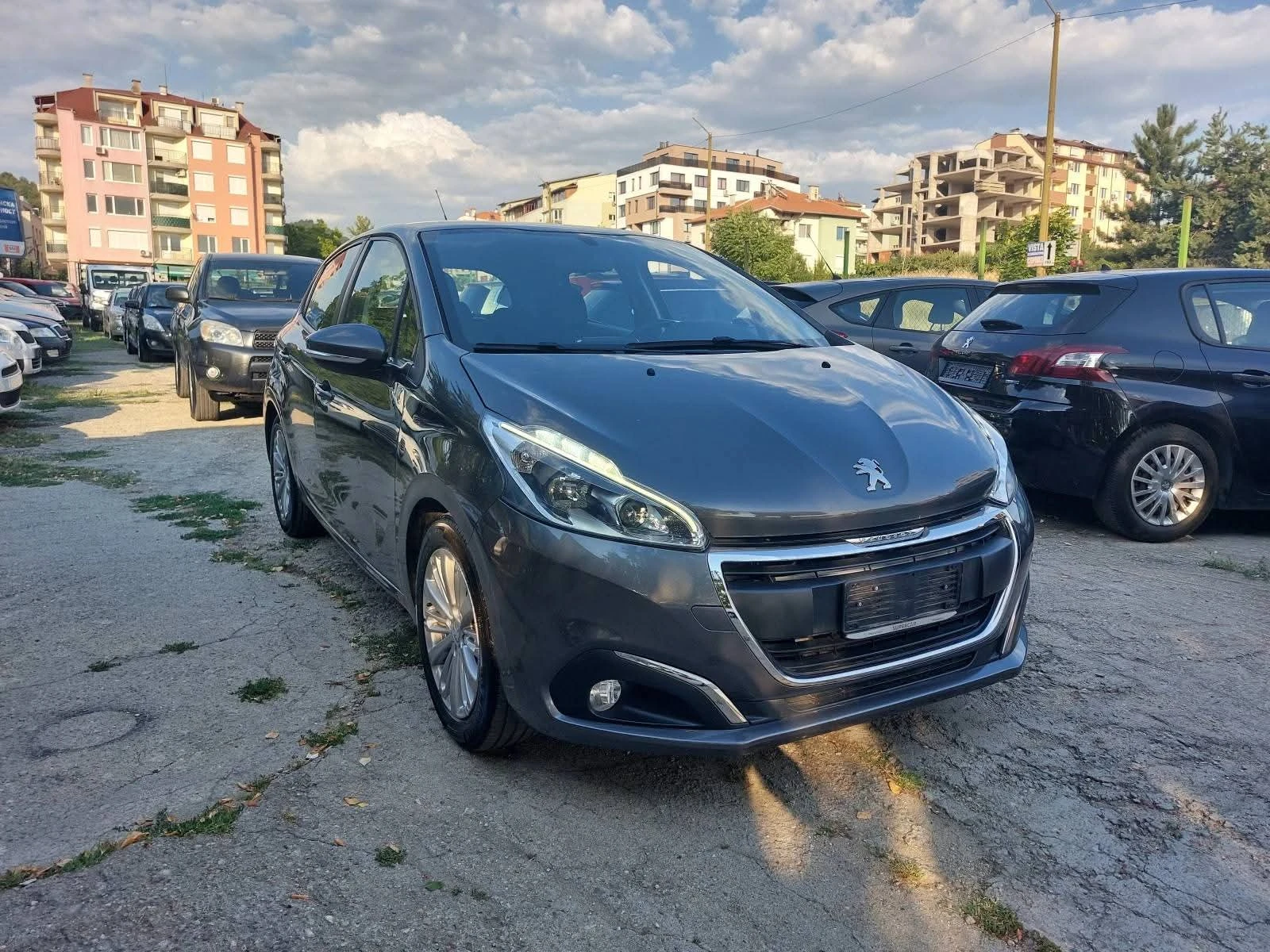 Peugeot 208 1.2i* EURO6D* 109000km.* 36м. х 430лв.*  | Mobile.bg — изображение 6