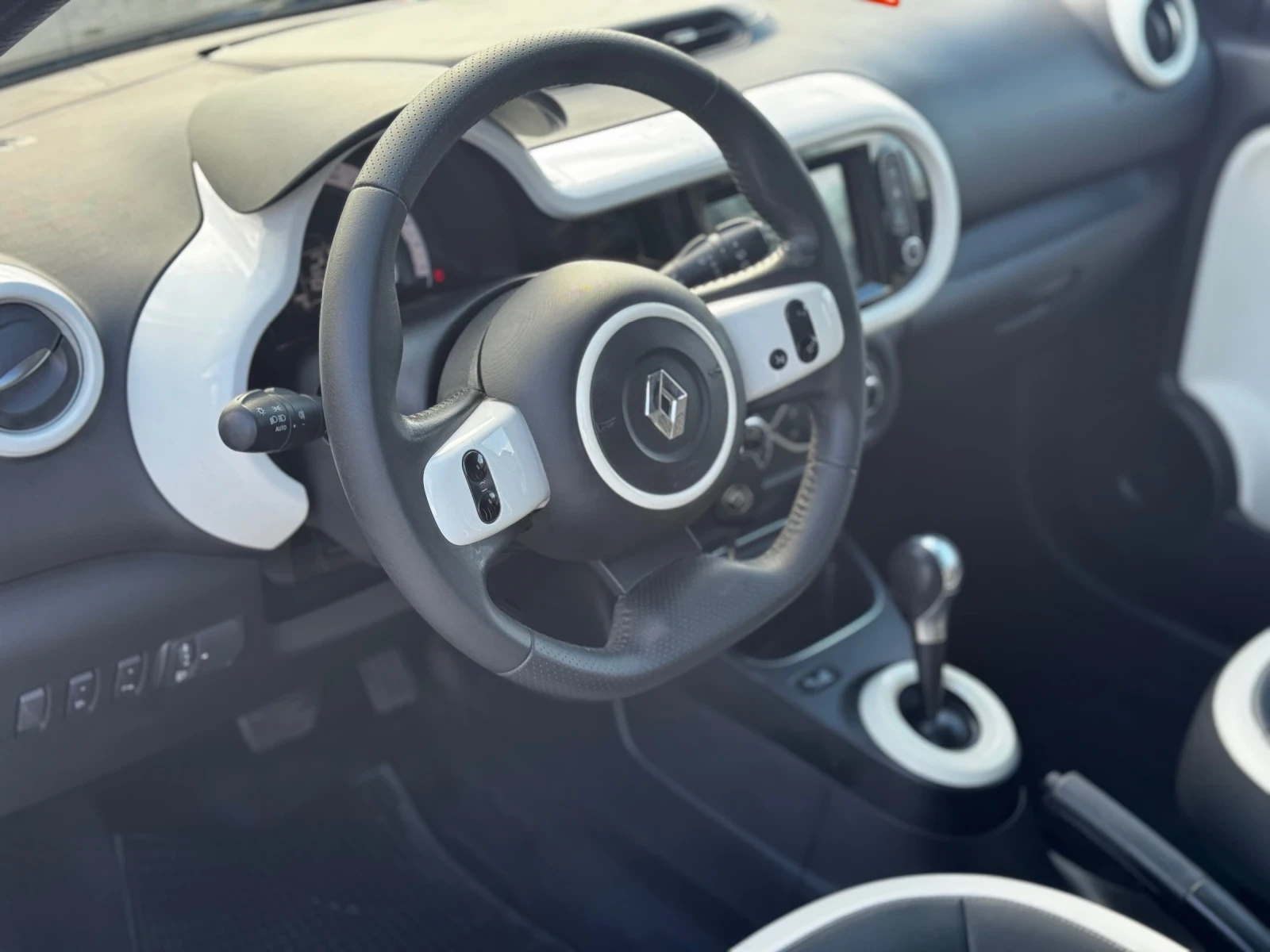 Renault Twingo | Mobile.bg   15