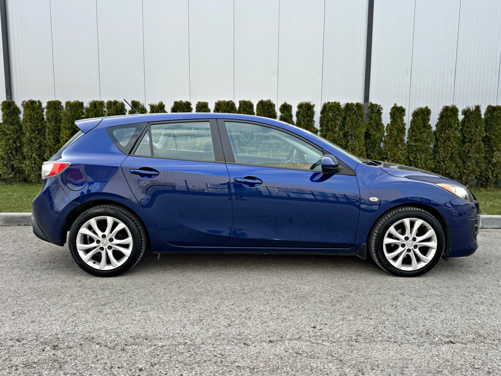 Mazda 3 1.6HDI Регистриран/Обслужен!!! - изображение 8