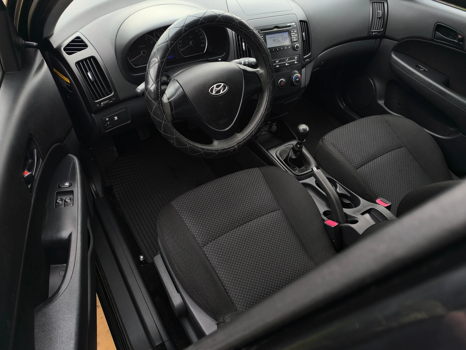 Hyundai I30 -1.4i-109кс-КЛИМАТИК-EDITION+ !!!, снимка 10 - Автомобили и джипове - 54082072