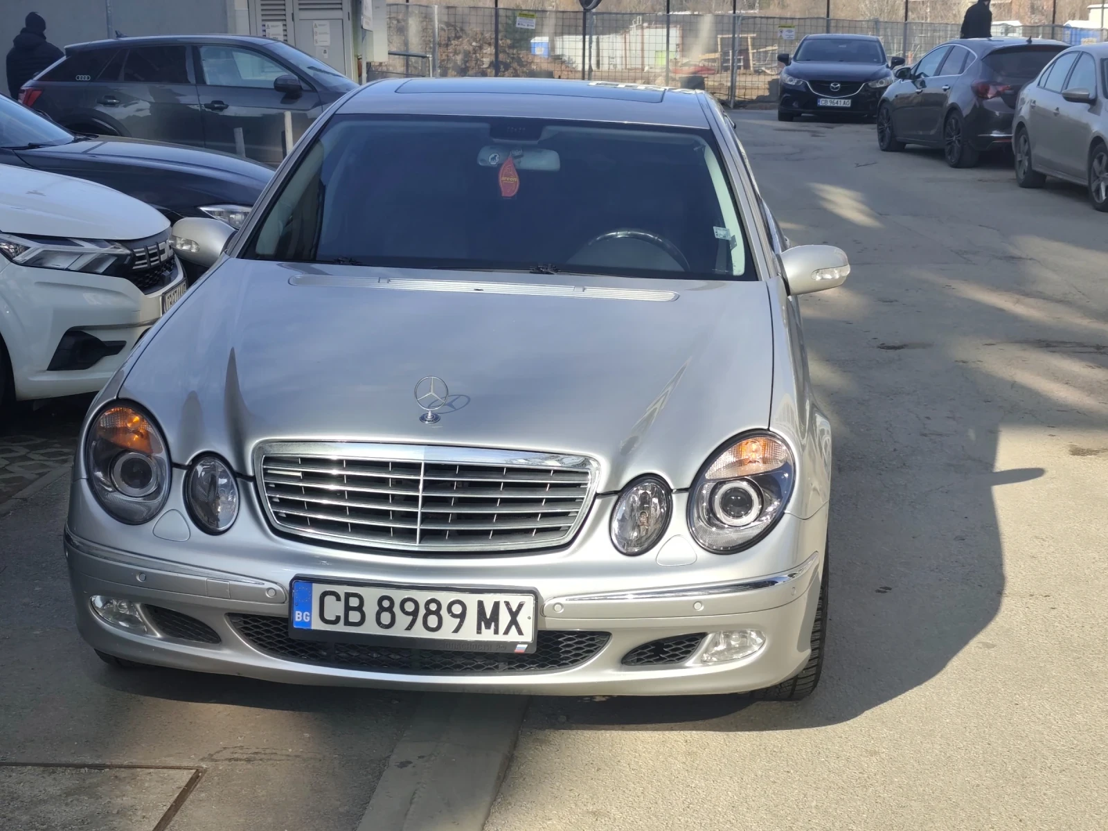 Mercedes-Benz E 320
