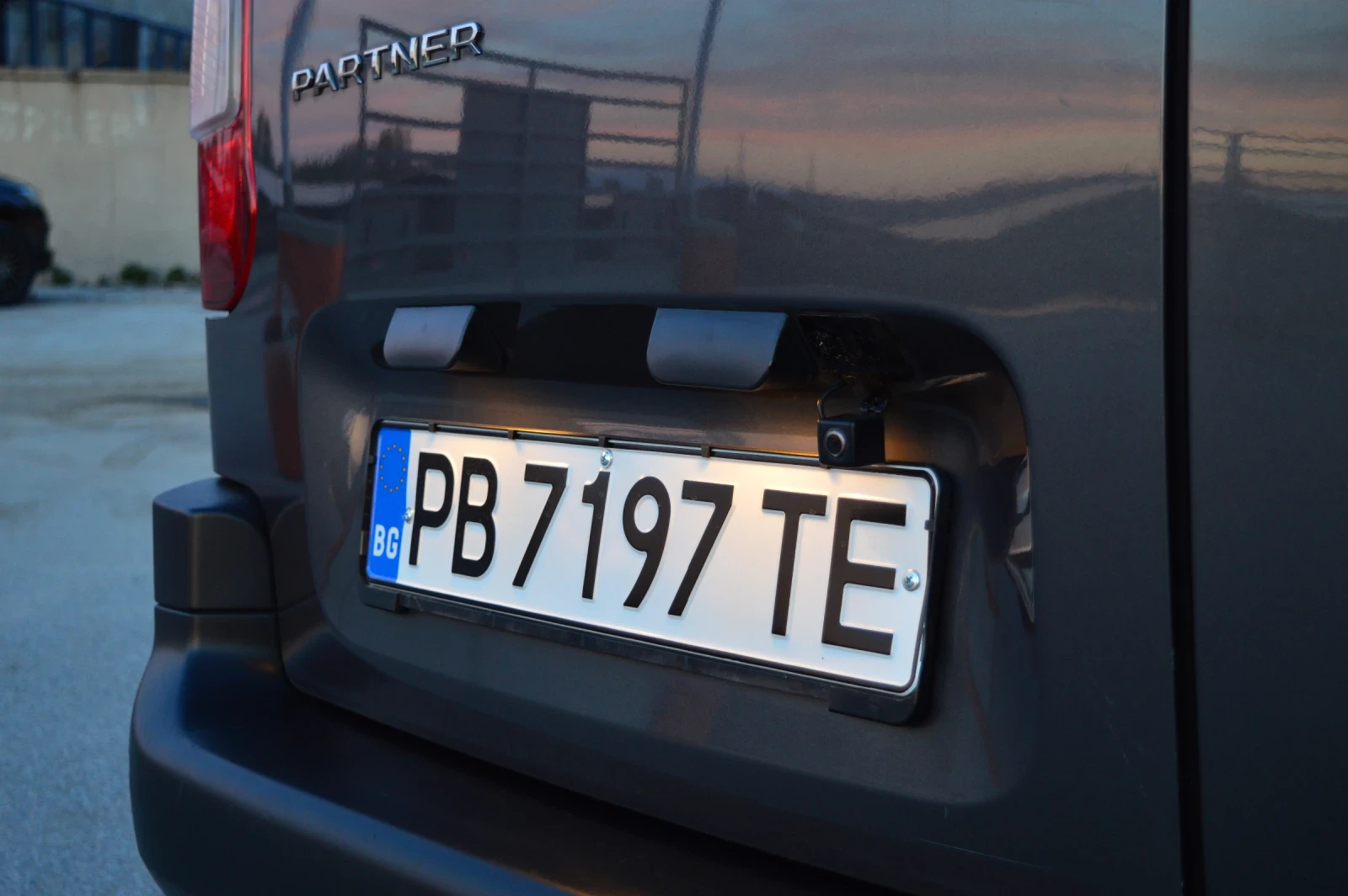 Peugeot Partner MAXI L2, снимка 15 - Автомобили и джипове - 54363093