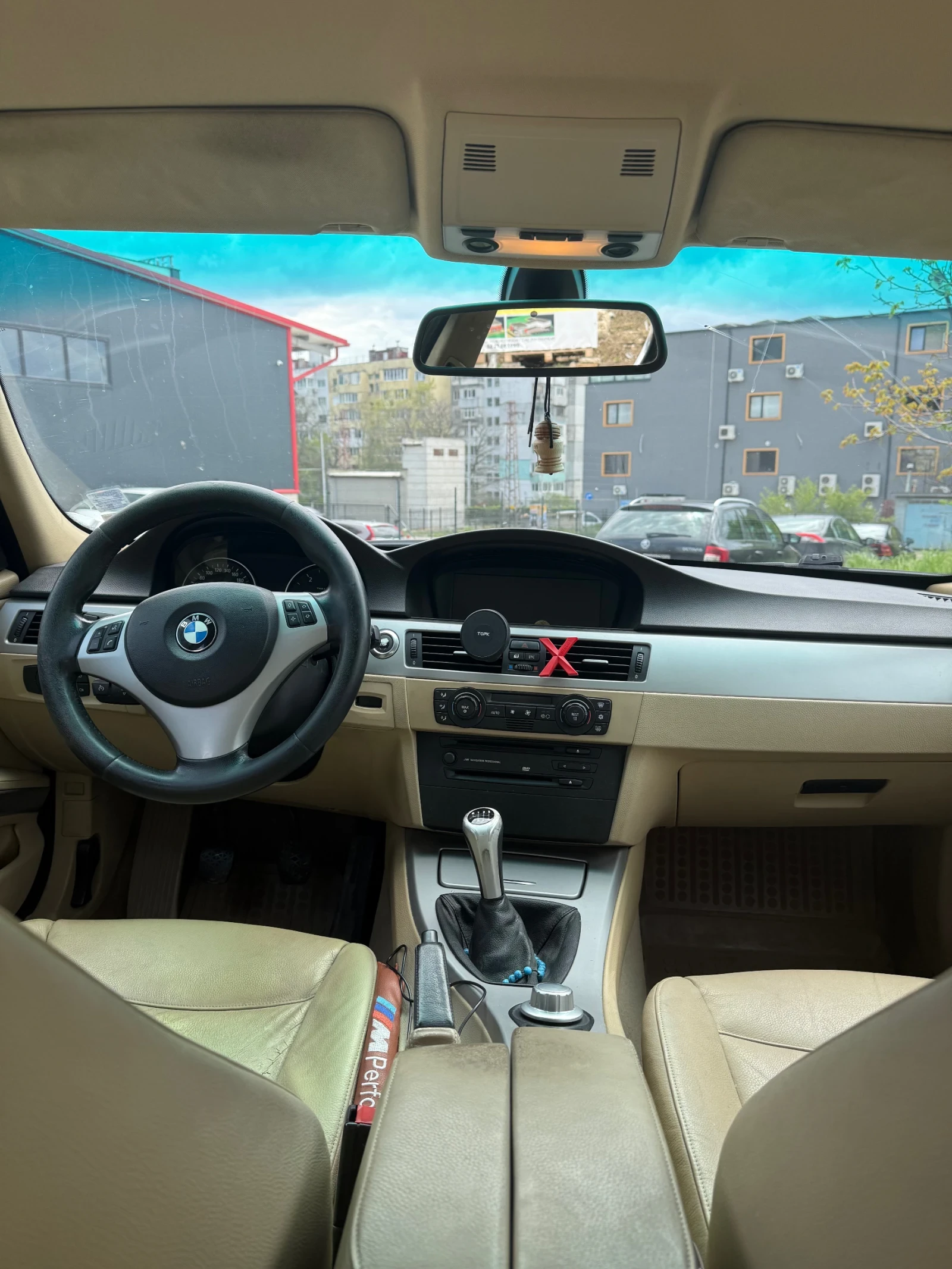 BMW 330 330D 231hp E90, снимка 11 - Автомобили и джипове - 54378930