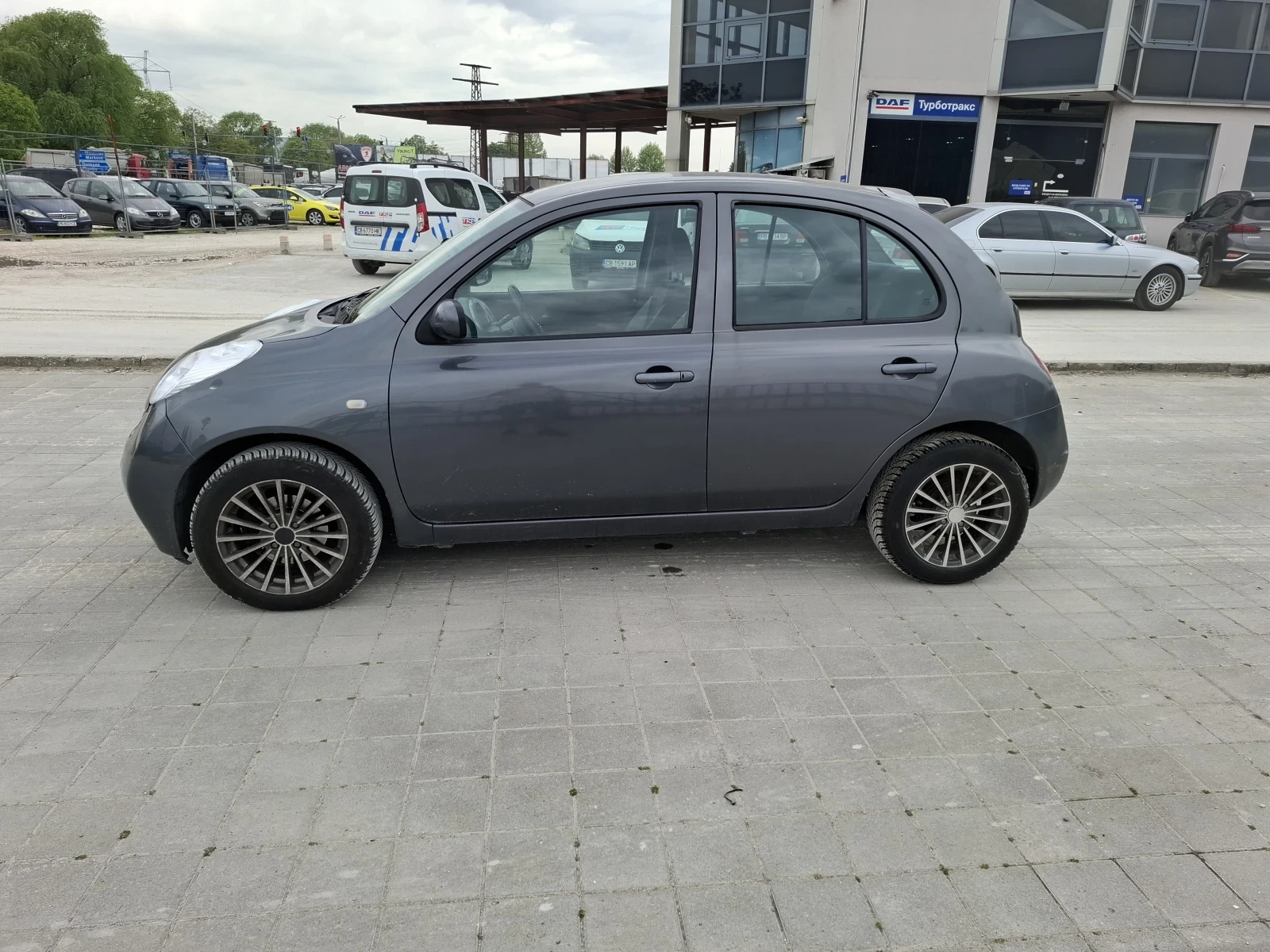 Nissan Micra БЕНЗИН 1.4 ВСИЧКО ПЛАТЕНО, снимка 3 - Автомобили и джипове - 54464253
