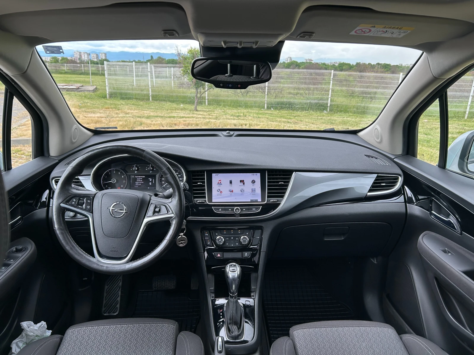 Opel Mokka X 1.4T/AUTO/LED/CAMERA/DISTR/PANO, снимка 14 - Автомобили и джипове - 54653345