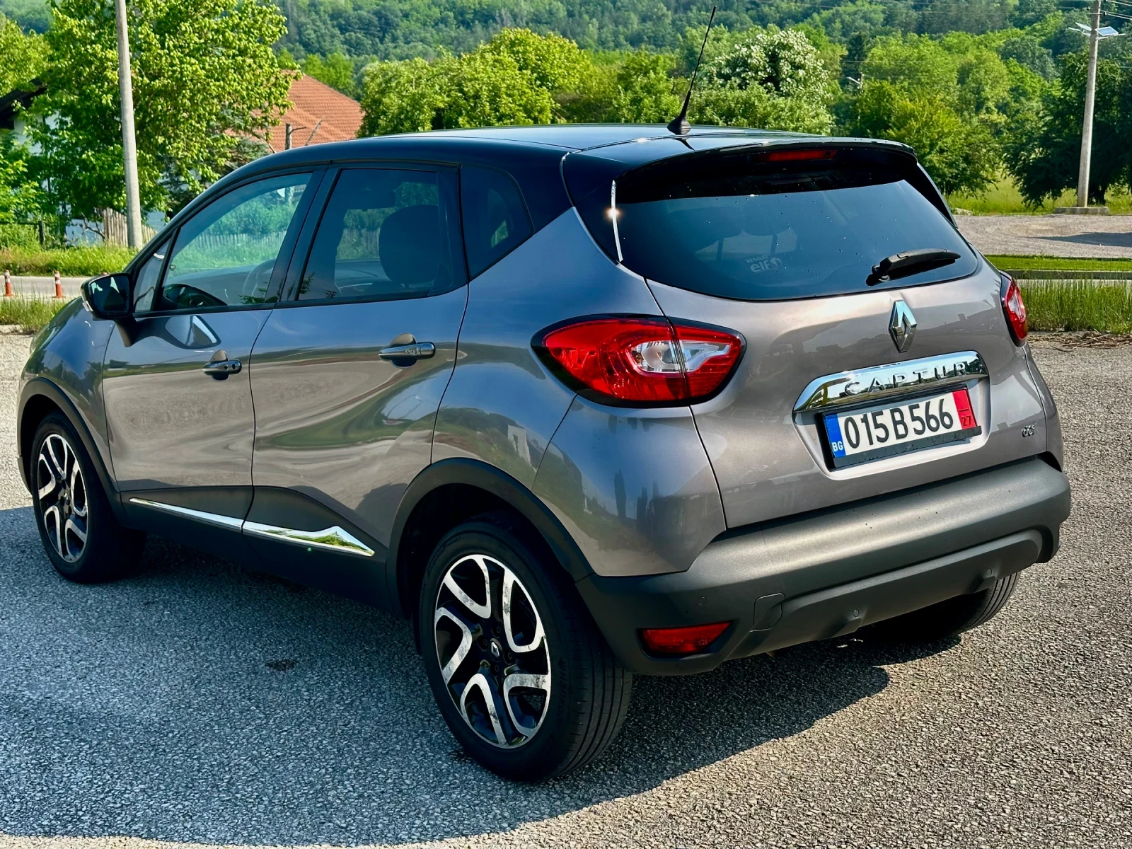 Renault Captur 1.5 DCi 2016 АВТОМАТ 202 хил км.ТОП СЪТОЯНИЕ!!!!, снимка 5 - Автомобили и джипове - 54797888