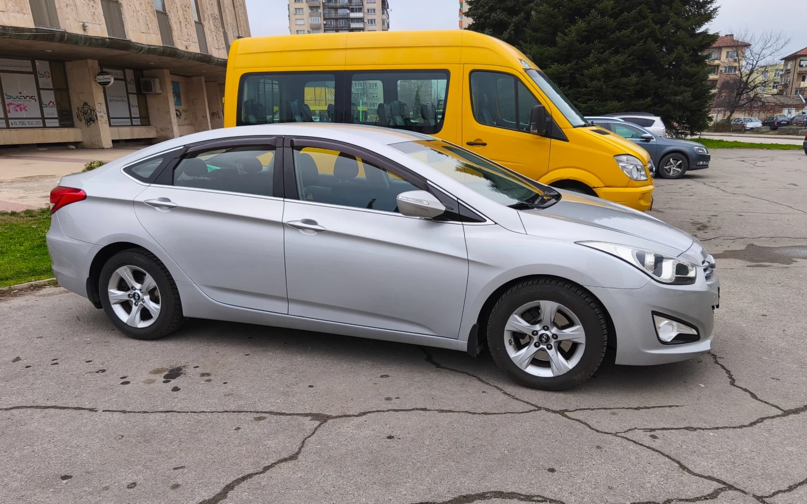Hyundai I40 1.7 crdi , снимка 3 - Автомобили и джипове - 55125738