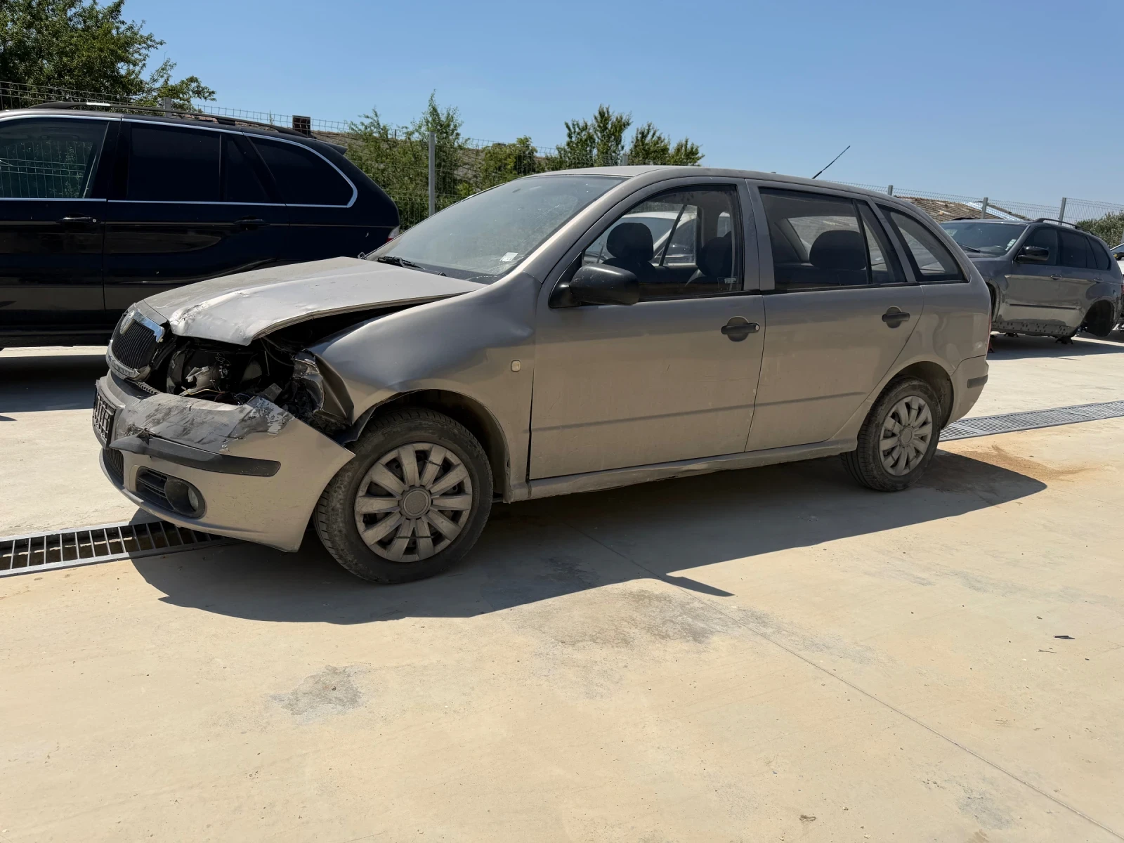 Skoda Fabia 1.9tdi 101k, снимка 3 - Автомобили и джипове - 55343565