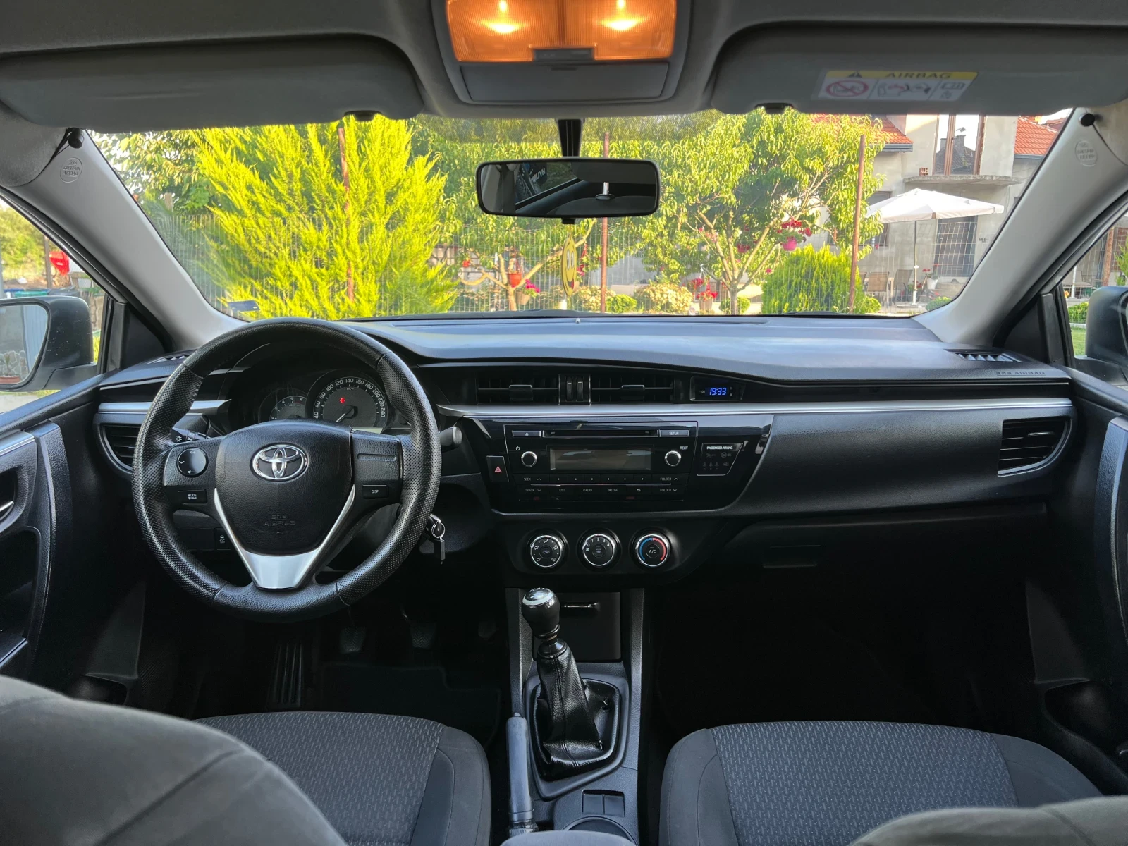 Toyota Corolla 1.4D-D, снимка 10 - Автомобили и джипове - 55344437