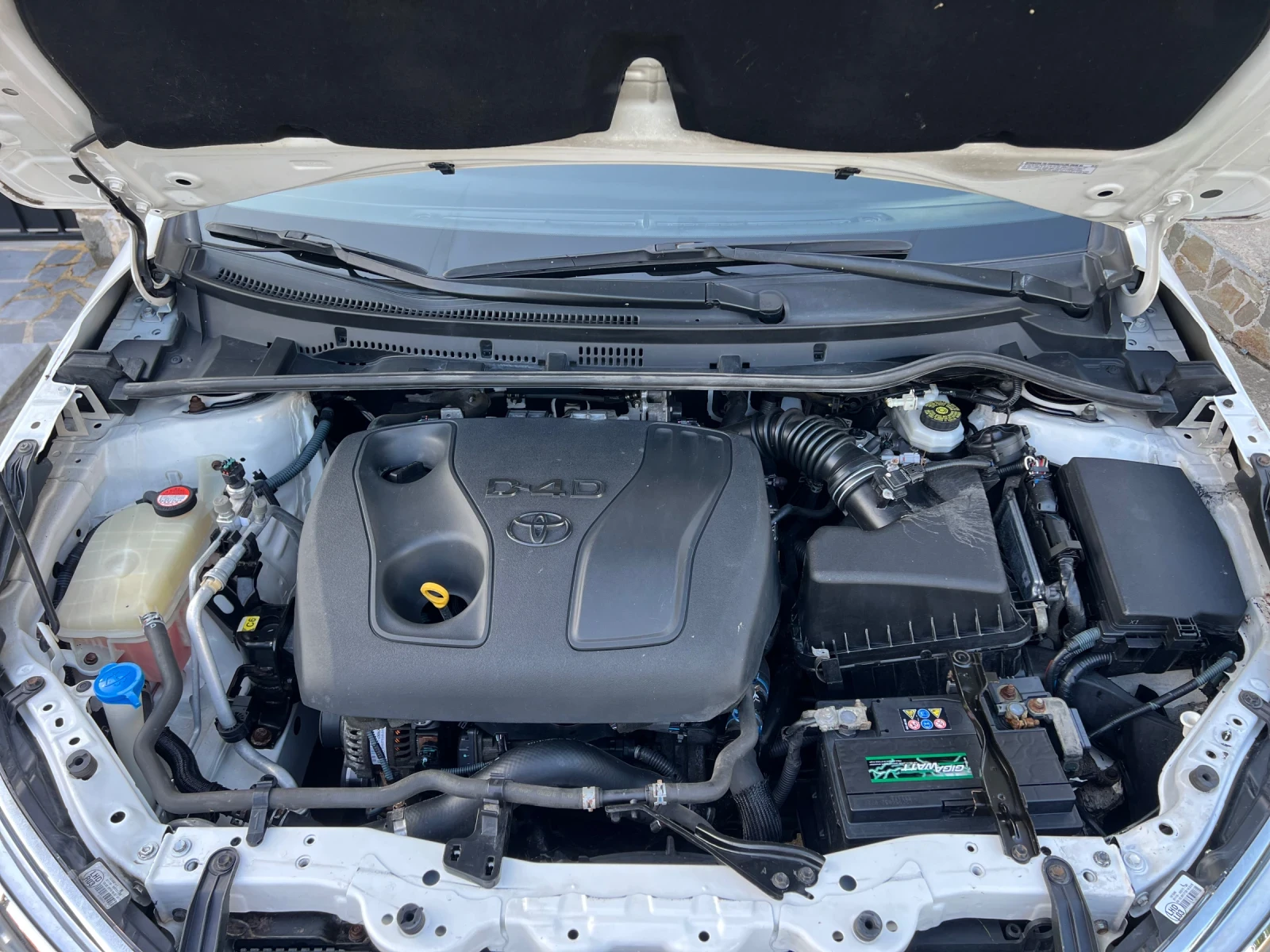 Toyota Corolla 1.4D-D, снимка 13 - Автомобили и джипове - 55344437