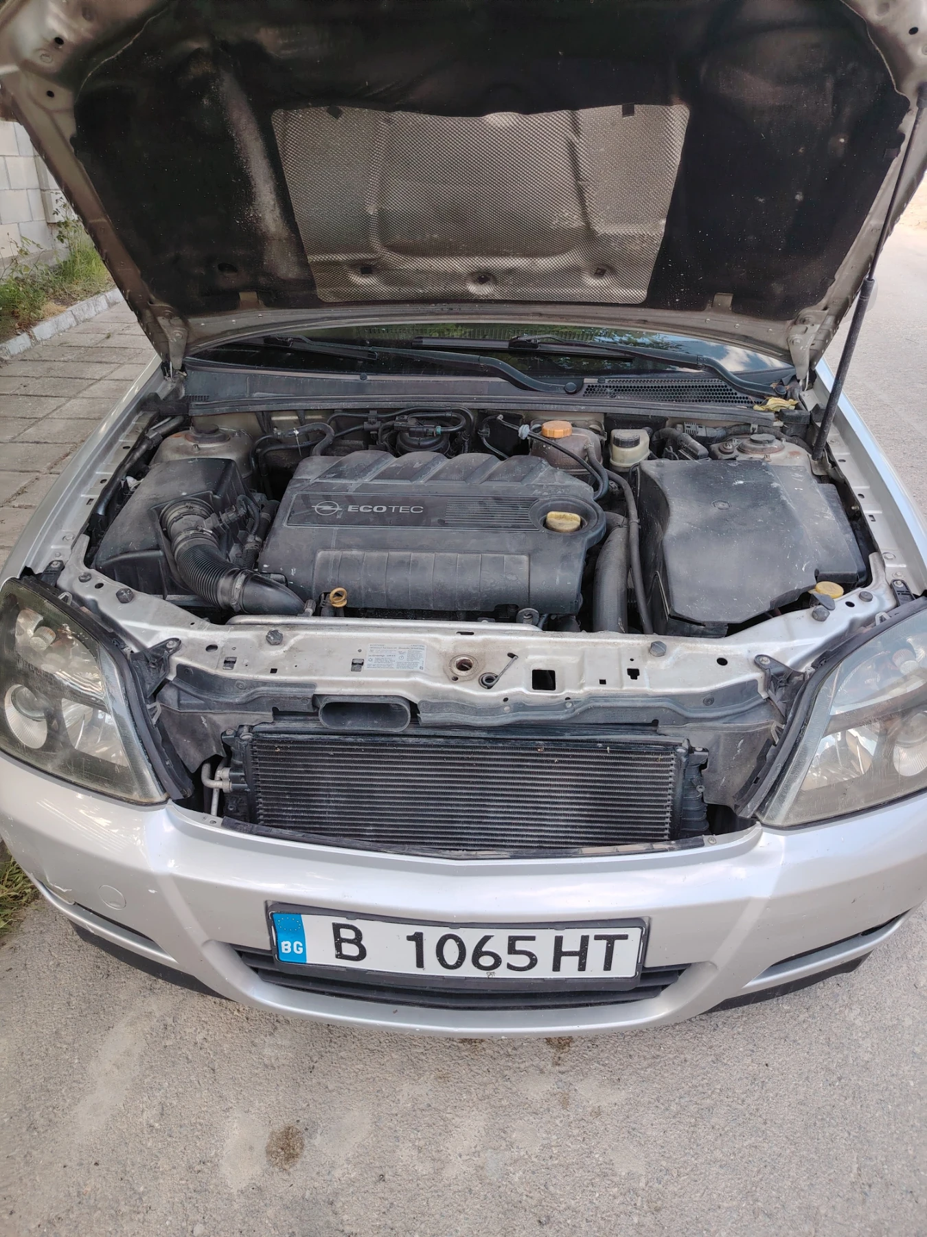 Opel Vectra 1.9 CDTI, снимка 2 - Автомобили и джипове - 55693319