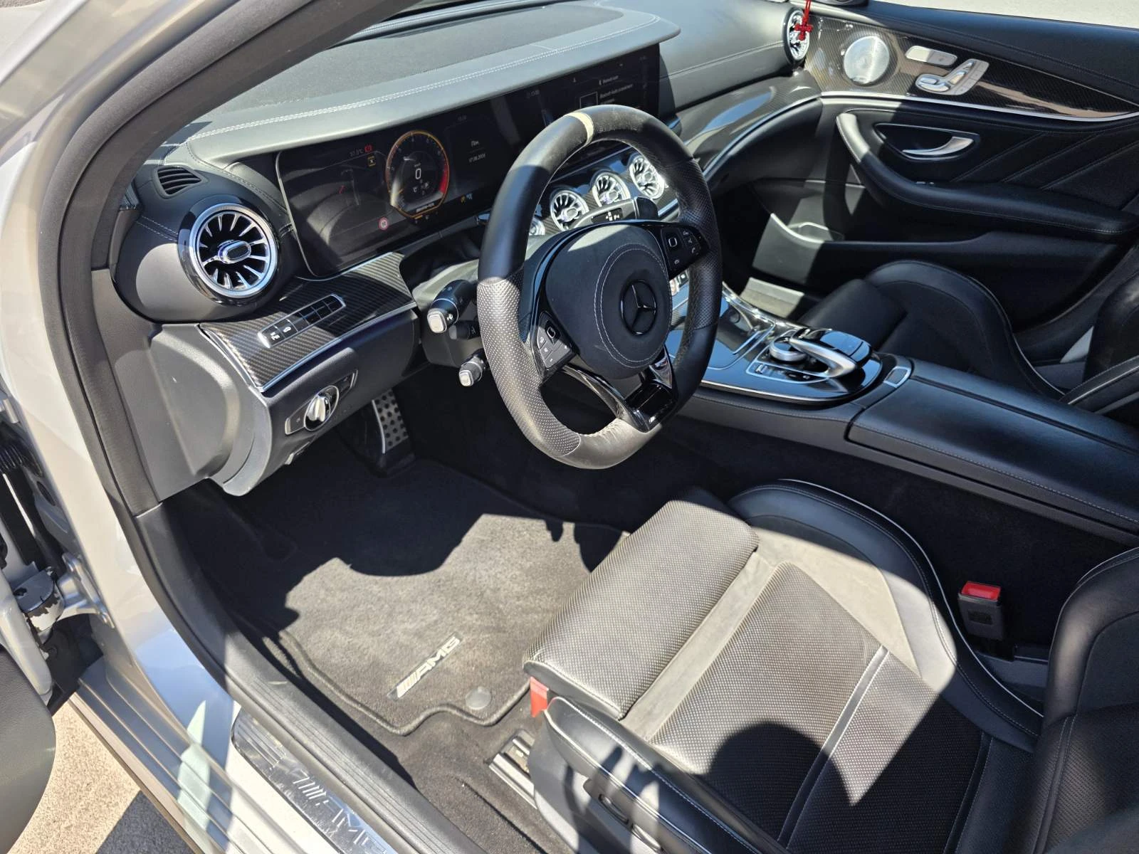 Mercedes-Benz E 63 AMG s 4MATIC + BRABUS | Mobile.bg � ����������� 10