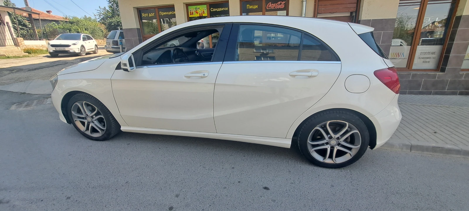 Mercedes-Benz A 200, снимка 4 - Автомобили и джипове - 55808474