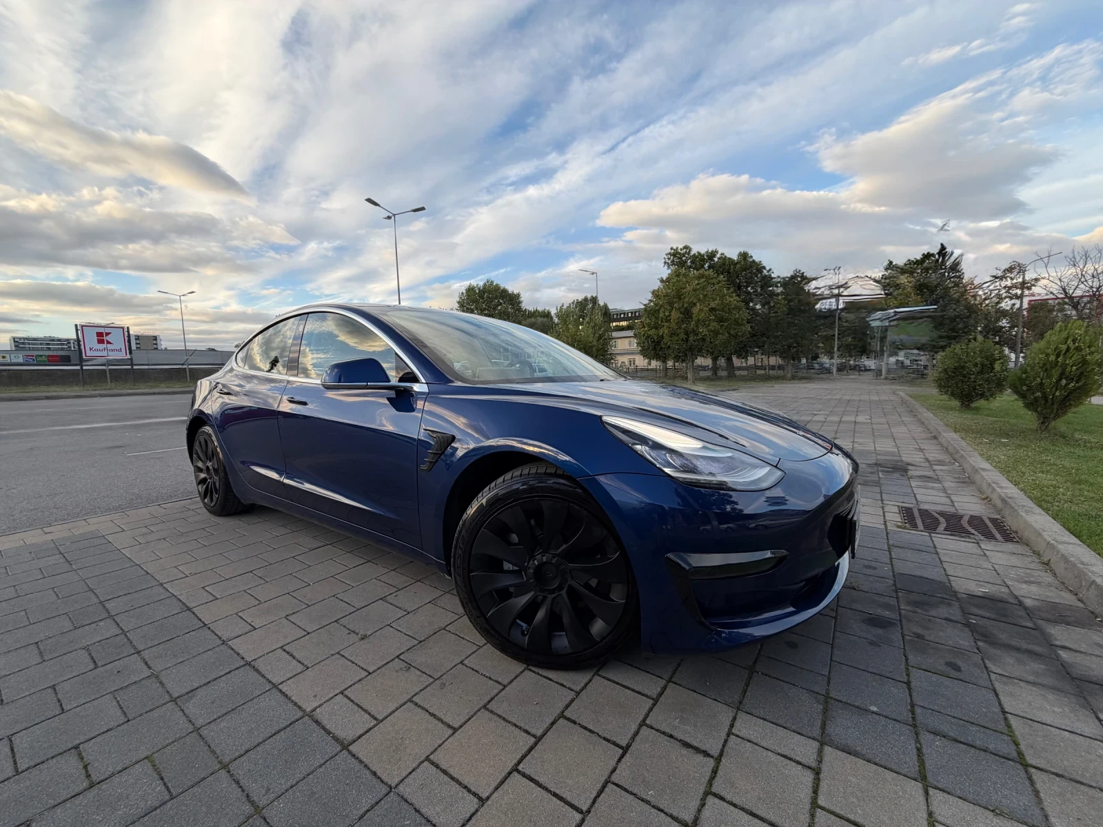 Tesla Model 3 LR, Dual motor