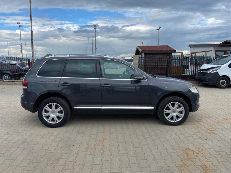 VW Touareg 3.0D AUTOMATIC, снимка 6 - Автомобили и джипове - 45965679