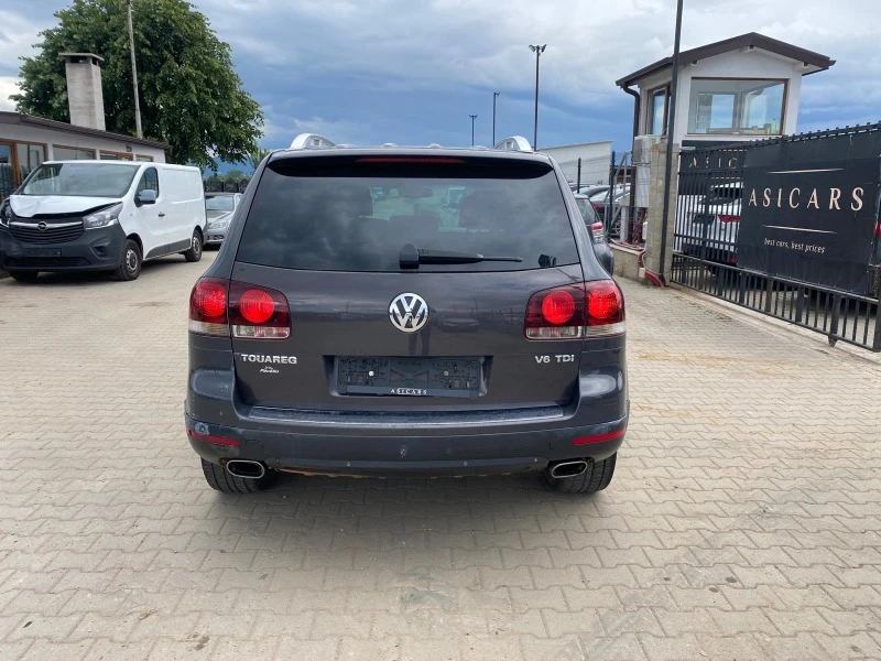 VW Touareg 3.0D AUTOMATIC, снимка 4 - Автомобили и джипове - 45965679