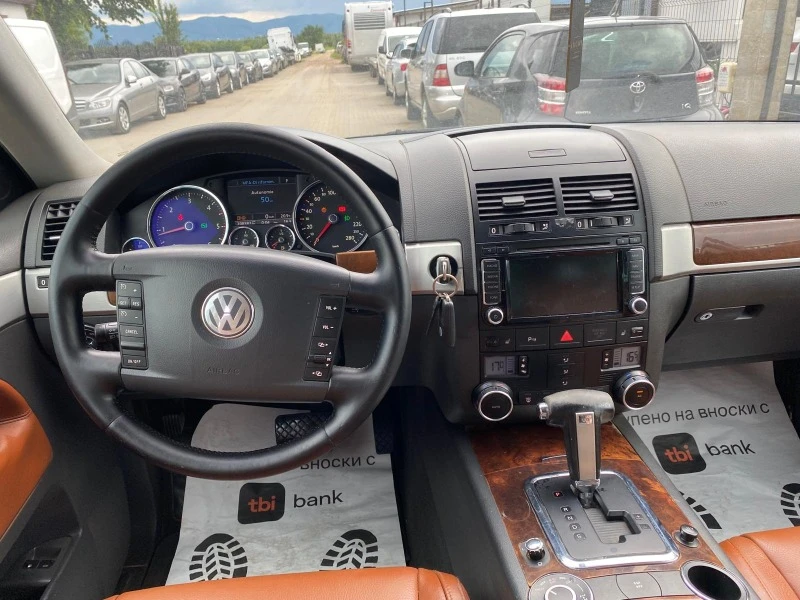 VW Touareg 3.0D AUTOMATIC, снимка 12 - Автомобили и джипове - 45965679