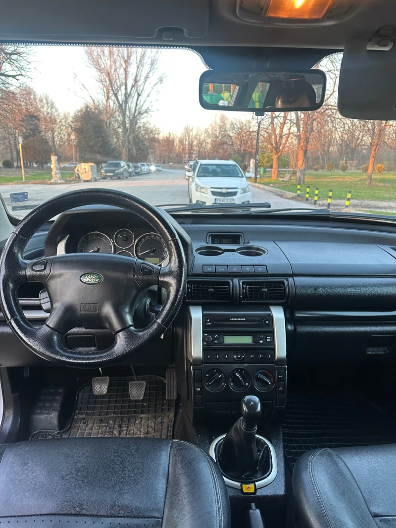 Land Rover Freelander 2.0TD4 112 К.С 4X4, снимка 11 - Автомобили и джипове - 48436236