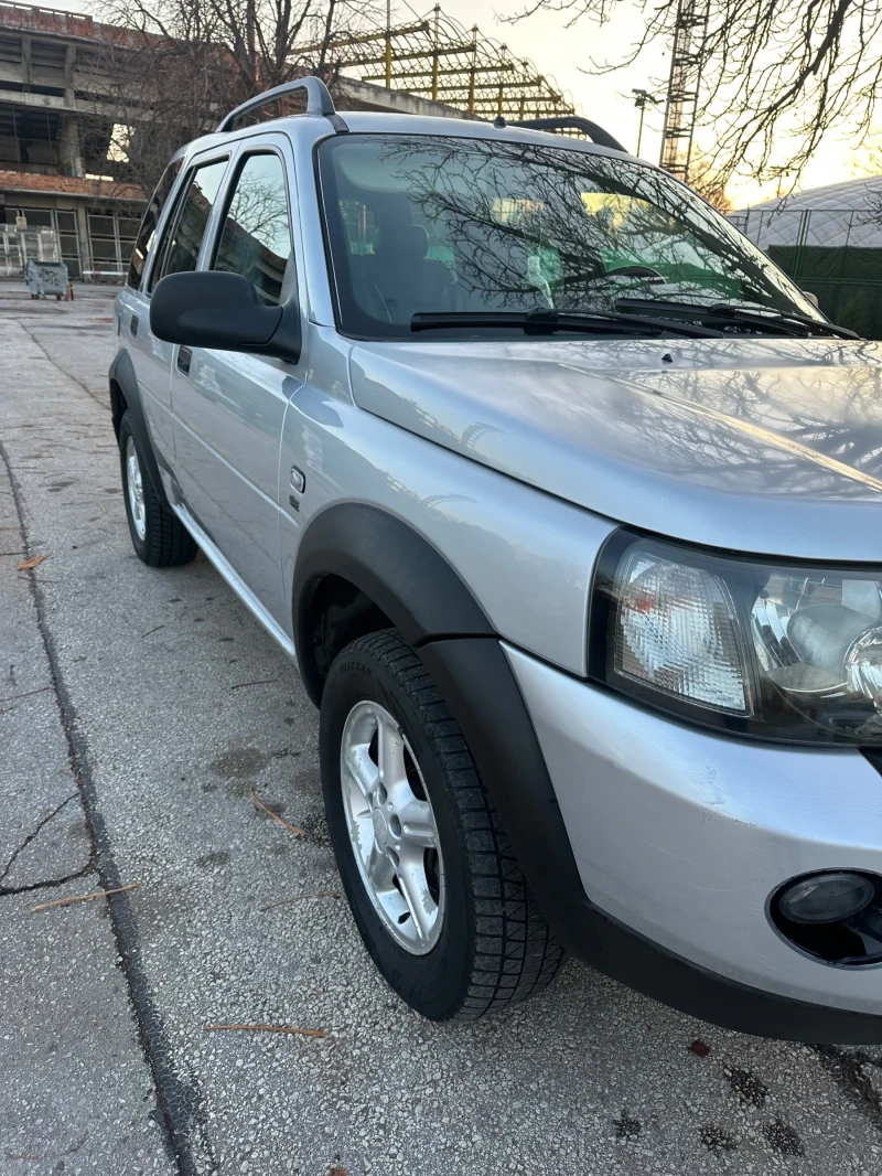 Land Rover Freelander 2.0TD4 112 К.С 4X4, снимка 3 - Автомобили и джипове - 48436236