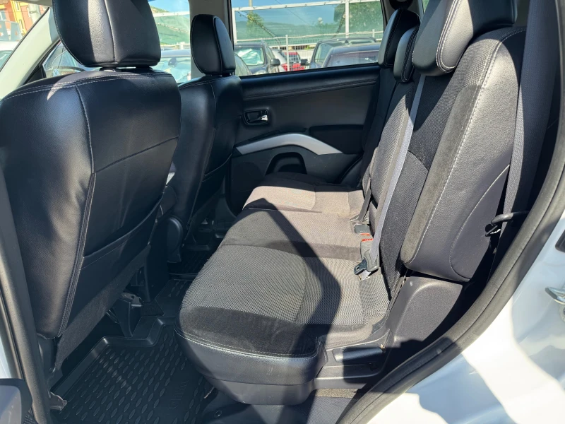 Mitsubishi Outlander Sport 2.2DID, снимка 13 - Автомобили и джипове - 50800982