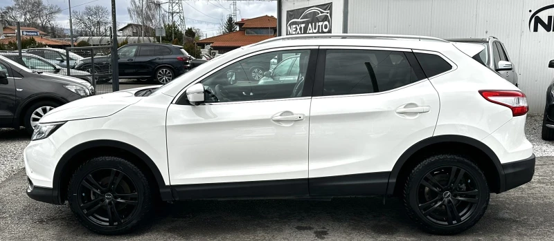 Nissan Qashqai 1.5DCI 110HP PANO 360'CAM LANE ASSIST EU5B, снимка 8 - Автомобили и джипове - 53009120