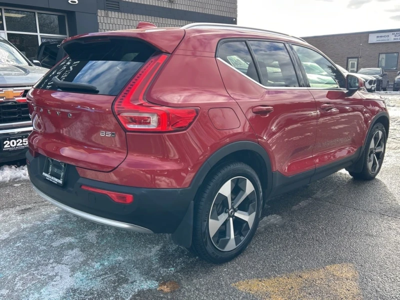 Volvo XC40 * B5 AWD PLUS BRIGHT THEME, PANOROOF, CARPLAY, NAV, снимка 12 - Автомобили и джипове - 53033914