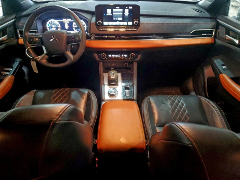 Mitsubishi Outlander * SEL* БЕЗ УДАР* , снимка 8 - Автомобили и джипове - 53040773