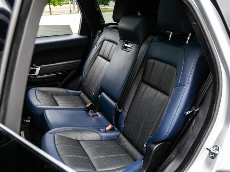 Land Rover Range Rover Sport P 525 AUTOBIOGRAPHY * AWD * CARPLAY * ОБДУХВАНЕ , снимка 12 - Автомобили и джипове - 53386258