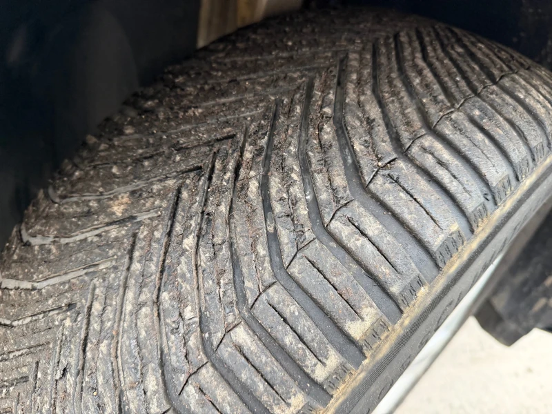 Mercedes-Benz ML 350 LED* ПРУЖИНИ* БАРТЕР, снимка 5 - Автомобили и джипове - 53419308