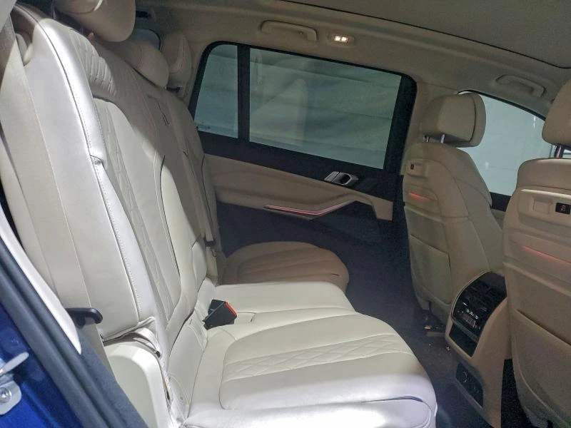 BMW X7 HARMON* KARDON* ДИГИТАЛНО* ТАБЛО* 360КАМЕРА* LANE*, снимка 11 - Автомобили и джипове - 53362797
