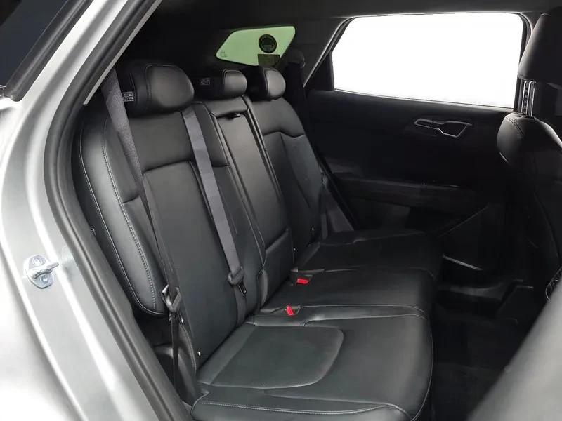 Kia Sportage 2.0 CRDi 4WD, снимка 12 - Автомобили и джипове - 54276410