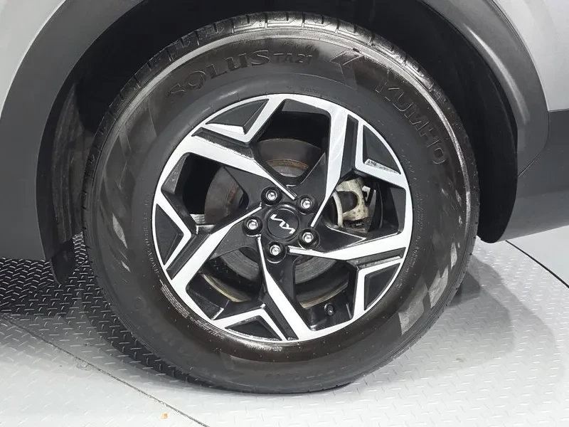 Kia Sportage 2.0 CRDi 4WD, снимка 5 - Автомобили и джипове - 54276410