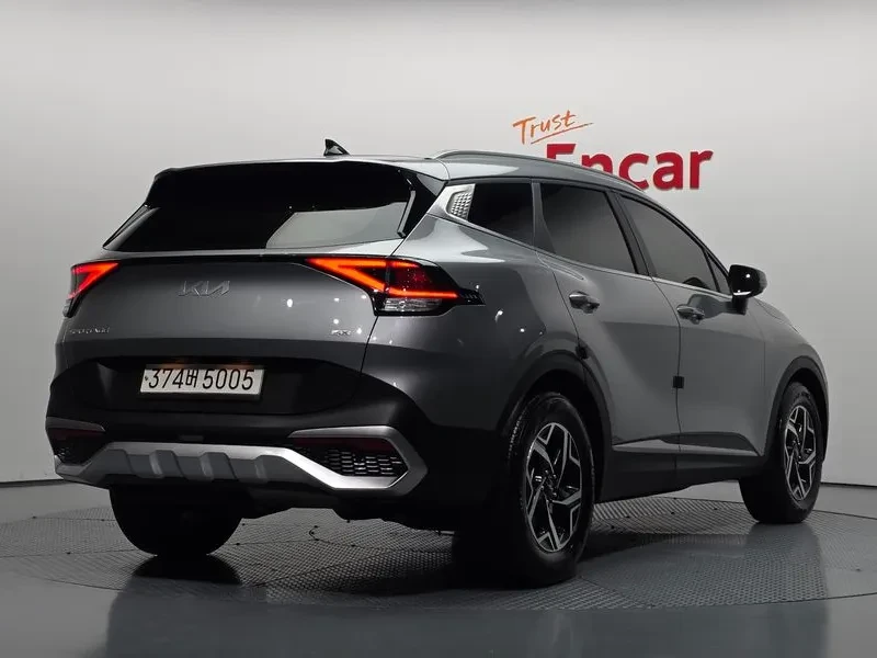 Kia Sportage 2.0 CRDi 4WD, снимка 2 - Автомобили и джипове - 54276410