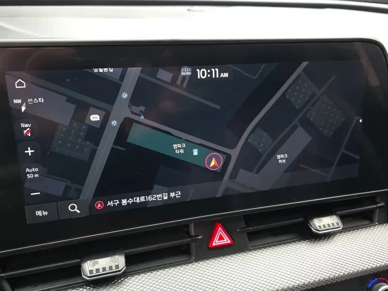 Kia Sportage 2.0 CRDi 4WD, снимка 14 - Автомобили и джипове - 54276410