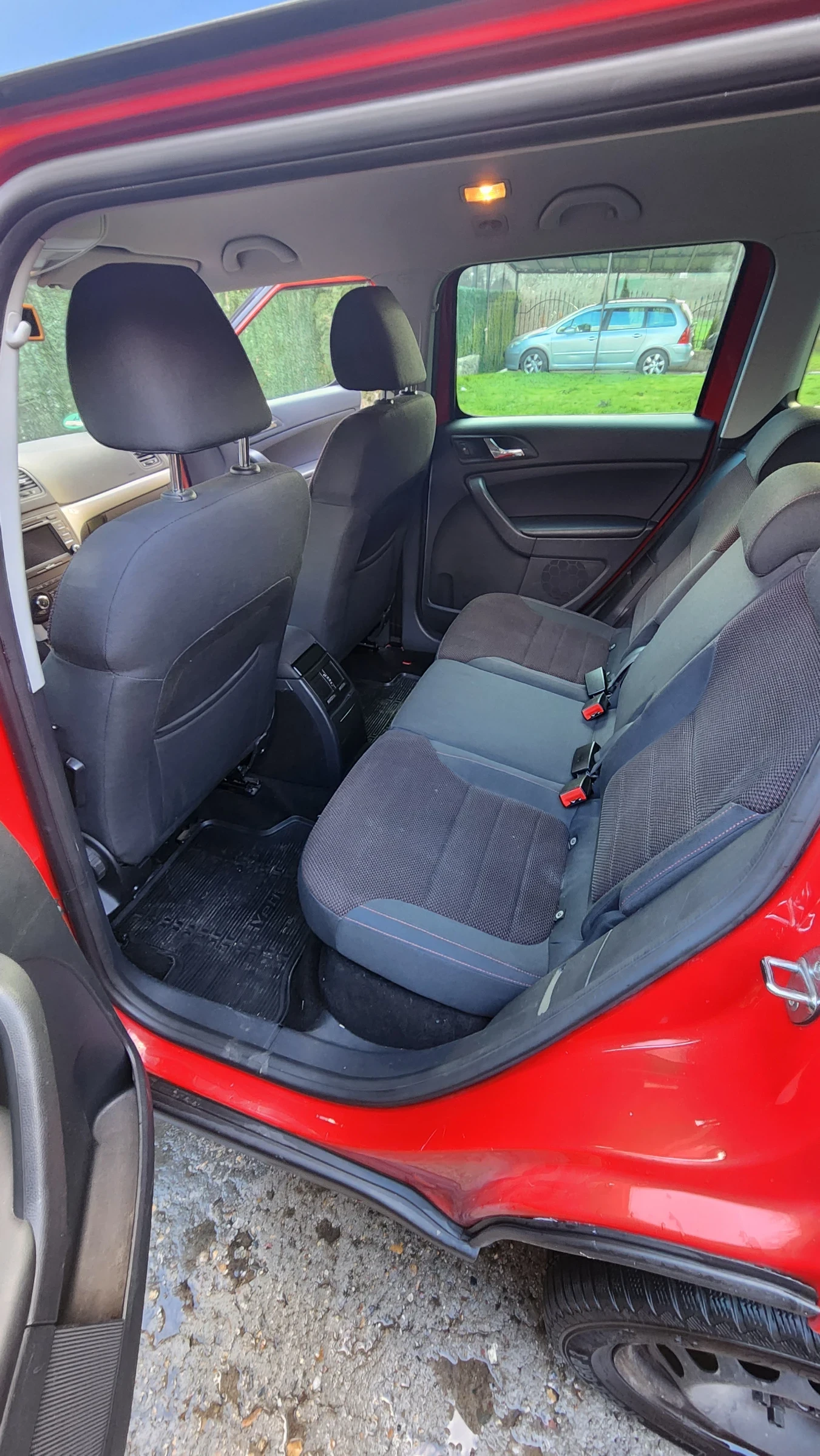 Skoda Yeti | Mobile.bg � ����������� 12