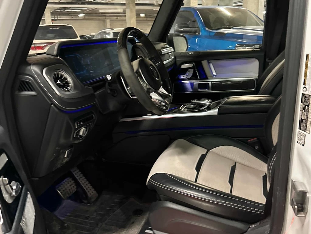 Mercedes-Benz G 63 AMG * CARFAX * БЕЗ ПЪРВОНАЧАЛНА ВНОСКА - изображение 5