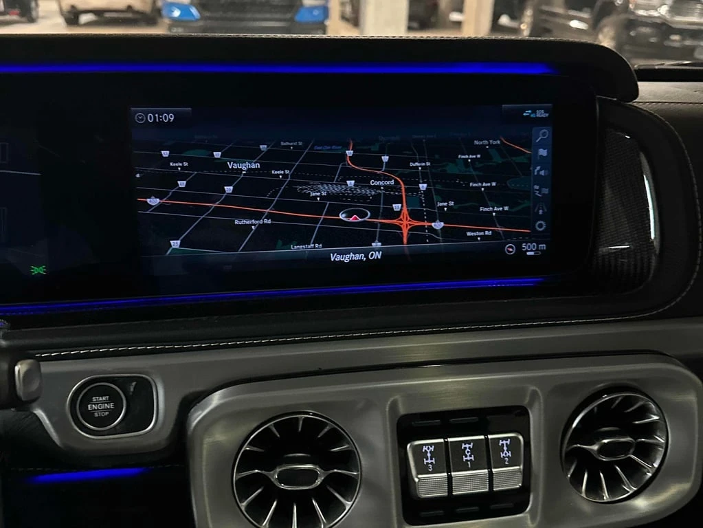 Mercedes-Benz G 63 AMG * CARFAX * БЕЗ ПЪРВОНАЧАЛНА ВНОСКА - изображение 9